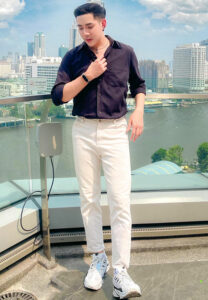 ชัญญ์ธนพัศ-เชิ้ตดำ