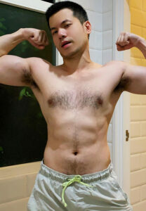 น้องโมน-ภัทรพงศ์-กล้ามแน่น น้องโมน-ภัทรพงศ์-กล้ามแน่น