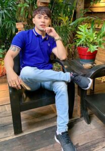 วัชรากร-อัมภวัน-หน้าหล่อ