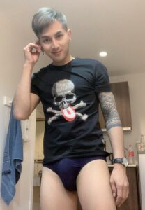 เมฆ์เดย์-อมฤต-หนุ่มแซ่บ