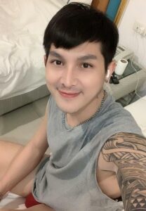 เมฆ์เดย์-อมฤต-เกินต้าน