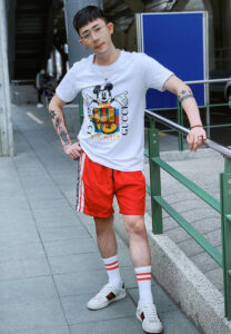 โจโจ้-จารุวัฒน์-กางเกงแดง