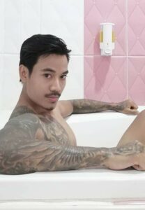 จาคอบ-มิลเลอร์-ลงอ่าง