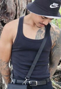 จาคอบ-มิลเลอร์-ใส่หมวก จาคอบ-มิลเลอร์-ใส่หมวก