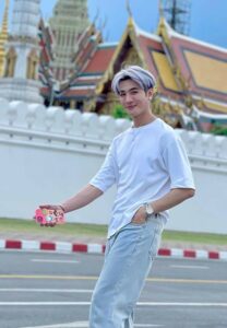 แชมป์-ฉัตรทอง-เที่ยว