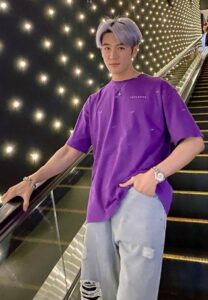 แชมป์-ฉัตรทอง-เสื้อม่วง