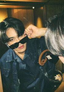 เจมีไนน์-นรวิชญ์-ใส่แว่น