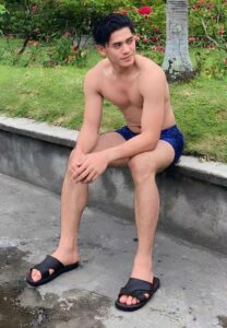 Mich-Dave-Daligasao-กล้ามแน่น