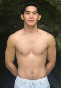 Mich-Dave-Daligasao-กางเกงขาว