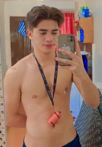 Mich-Dave-Daligasao-เซลฟี่