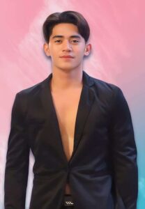 Mich-Dave-Daligasao-ใส่สูท