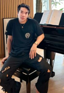 บอส-ณัชพงศ์พล-นักแสดงเสื้อดำ