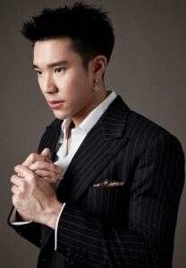 บอส-ณัชพงศ์พล-นักแสดงใส่สูท