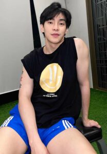 อุ้ม-ทักษกร-เสื้อกล้ามดำ อุ้ม-ทักษกร-เสื้อกล้ามดำ