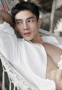 โจ้-กันต์ณพิชญ์-กล้ามโต โจ้-กันต์ณพิชญ์-กล้ามโต
