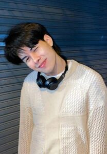 nicoten-เสื้อครีม