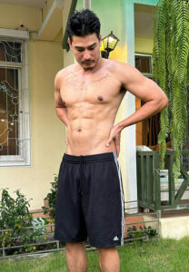 แทนไท-รัตนเดช-กล้ามฉ่ำ