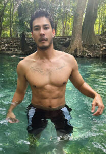 แทนไท-รัตนเดช-เล่นน้ำ