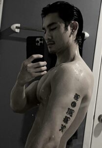 Jeerawat-Vatchasakol-ขาวดำ