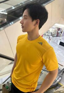 Manatsawee-Pakiriyo-เสื้อเหลือง