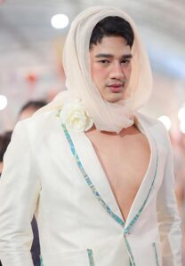 Tanyaphong-Wichaisri-ฉ่ำ Tanyaphong-Wichaisri-ฉ่ำ