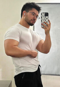 Alex-กล้ามใหญ่