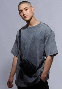 Poom-เสื้อเทา