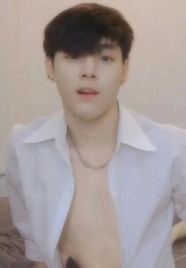 ENZO-หนุ่มหล่อ