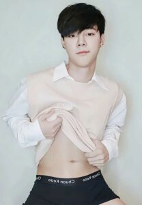 ENZO-เน็ตไอดอลแซ่บ