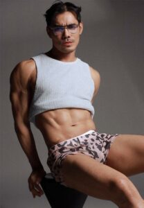 Kaernt-Artius-นายแบบกล้ามล่ำ