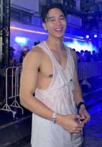 Natchanon Apasrirat-กล้ามแน่น