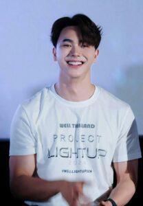 Natchanon Apasrirat-ยิ้มหวาน