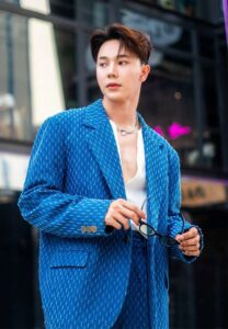 Natchanon Apasrirat-เน็ตไอดอลหล่อสะบัด