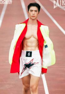 Jadey-นายแบบกล้ามโต