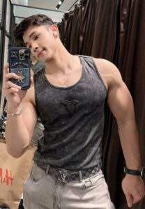 Nattapol-Ngamsaard-โชว์ของ