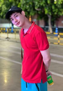 Thanakorn-Plan-เสื้อแดง Thanakorn-Plan-เสื้อแดง