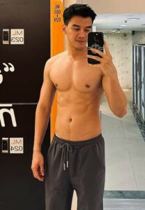 Vladimir-Tanring-เน็ตไอดอลฟิตหุ่น