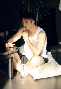 Kevin-CHEN-เสื้อกล้าม Kevin-CHEN-เสื้อกล้าม