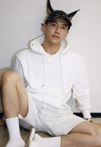 Kevin-CHEN-เสื้อขาว Kevin-CHEN-เสื้อขาว