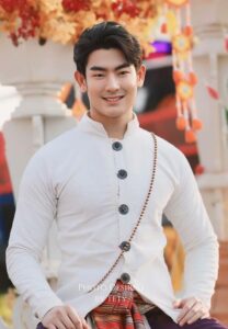 Pattawee-ยิ้มหวาน