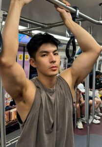 TAKA-กล้ามสวย TAKA-กล้ามสวย