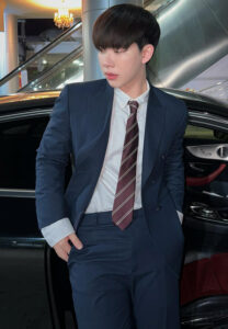 Dr-Thanabat-ลุคเท่