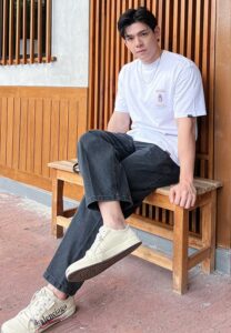 Gap-jakarin-นักแสดงหล่อสะบัด