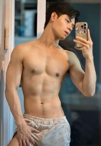 KENG-นายแบบเซลฟี่ KENG-นายแบบเซลฟี่