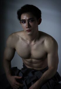 Tyism-Ty-นายแบบมาดเข้ม