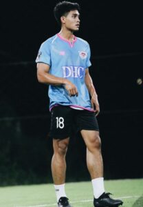 Coach-earnji-เตะบอล Coach-earnji-เตะบอล