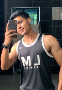 Coach-earnji-แขนล่ำ Coach-earnji-แขนล่ำ