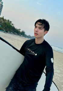 Thuchapon-job-เล่นกีฬา