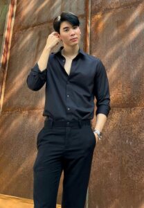 POOHRIN-เสื้อชิ้ตดำ