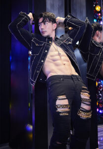 กำปั้น-บาซู-เท่